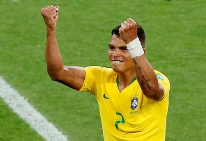 Thiago Silva comemora gol