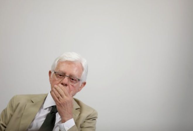 Ministro de Minas e Energia, Moreira Franco, durante cerimônia em Brasília