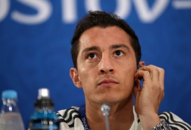 Mexicano Guardado concede entrevista coletiva na Rússia