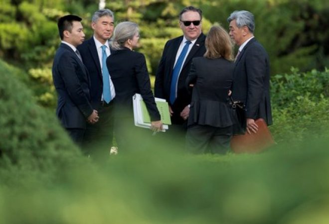 Secretário de Estado dos EUA, Mike Pompeo, visita Coreia do Norte