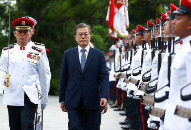 Presidente da Coreia do Sul, Moon Jae-in, durante visita a Cingapura