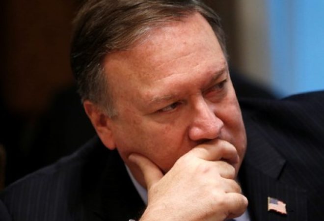 Pompeo durante reunião com Trump em Washington