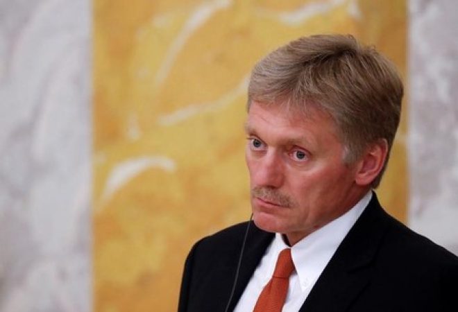 Porta-voz do Kremlin, Dmitry Peskov, em São Petersburgo