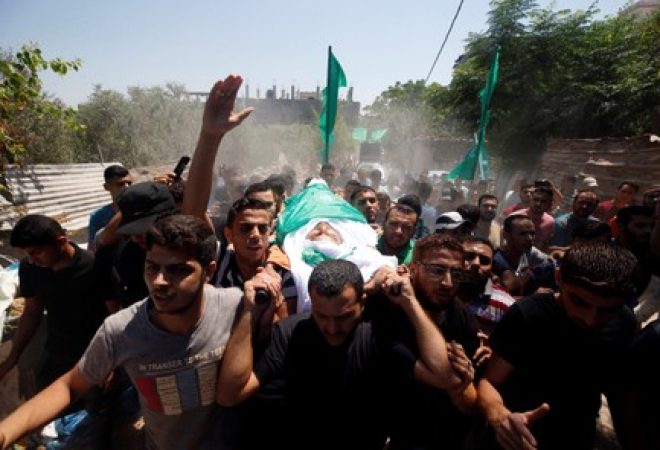 Funeral de militante do Hamas morto em ataque aéreo israelense na Faixa de Gaza