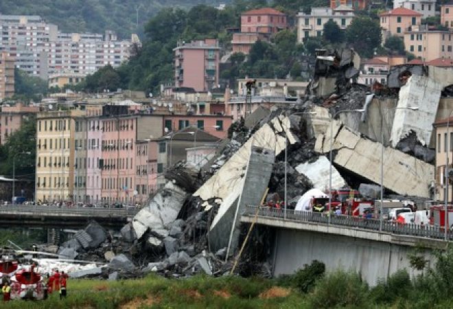 Trecho que desabou da ponte Morandi, em Gênova
