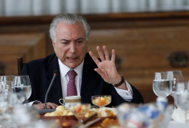 Presidente Michel Temer durante café da manhã com jornalistas no Palácio da Alvorada
