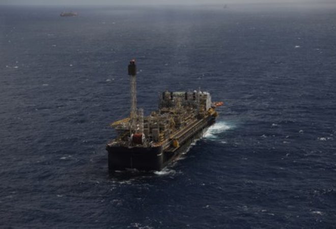Sonda de petróleo da Petrobras na Bacia de Santos, no Rio de Janeiro