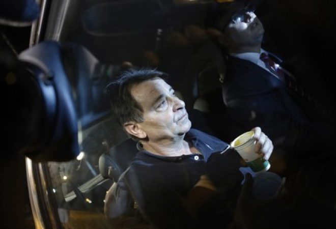 Italiano Cesare Battisti deixa sede da Polícia Federal em São Paulo