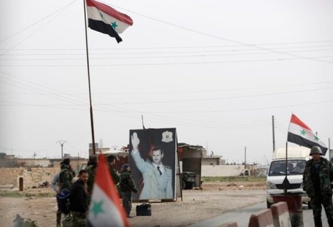 Imagem de presidente sírio Bashar al-Assad em Aleppo