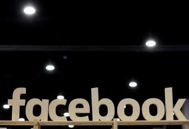 Placa do Facebook em evento em National Harbor, Maryland, EUA