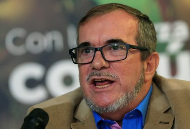 Líder das Farc, Rodrigo Londoño, concede entrevista em Bogotá, na Colômbia