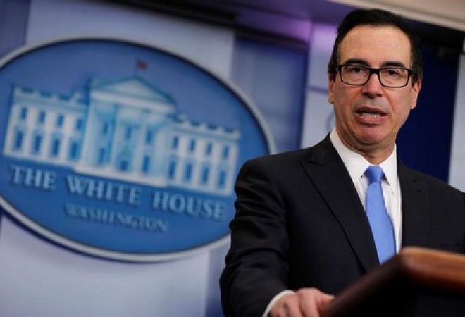 O secretário do Tesouro dos Estados Unidos, Steven Mnuchin, durante coletiva de imprensa na Casa Branca, em Washington