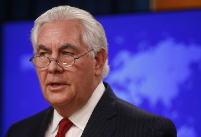 Rex Tillerson fala a repórteres após demissão em Washington