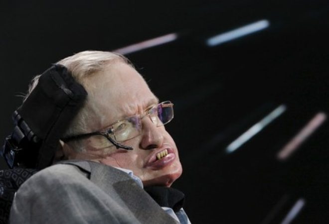 Físico britânico Stephen Hawking durante evento em Nova York, Estados Unidos