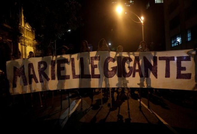 Manifestantes fazem protesto por morte da vereadora Marielle Franco no Rio de Janeiro