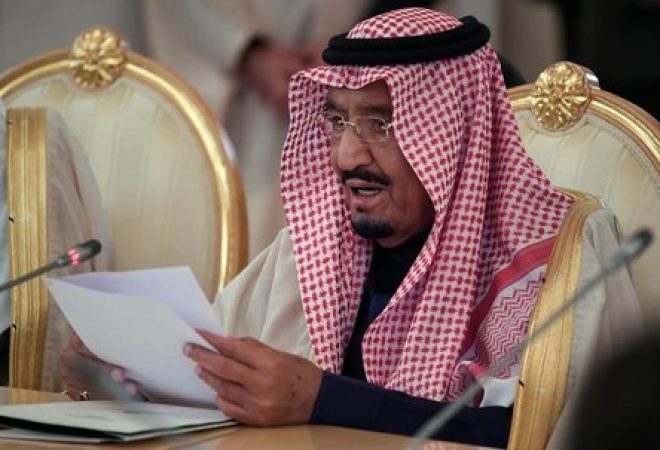 Rei da Arábia Saudita, Salman, durante reunião em Moscou, na Rússia