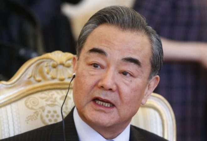 Chanceler da China, Wang Yi, durante reunião em Moscou, na Rússia