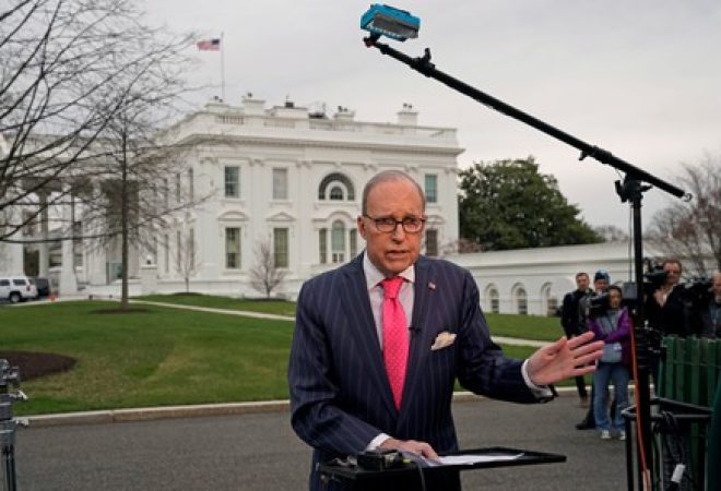 Larry Kudlow, assessor econômico do presidente norte-americano, Donald Trump, na Casa Branca, em Washington