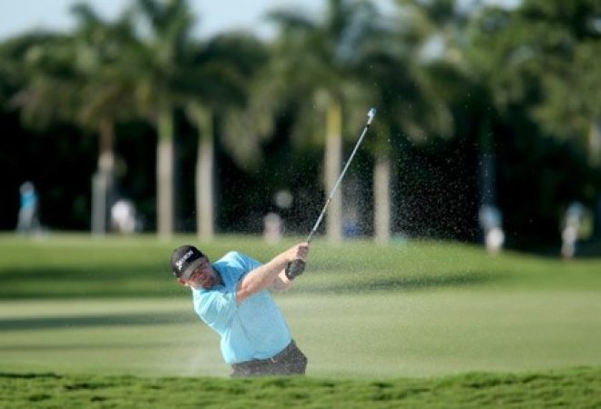 Golfista em campo do Trump National Dora Golf Club