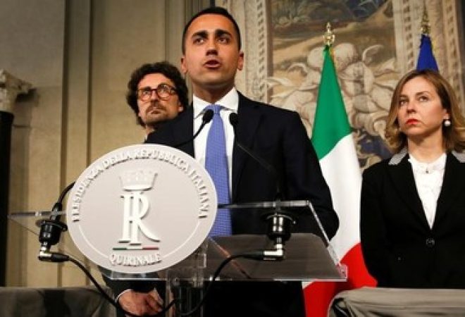 Luigi Di Maio concede entrevista em Roma