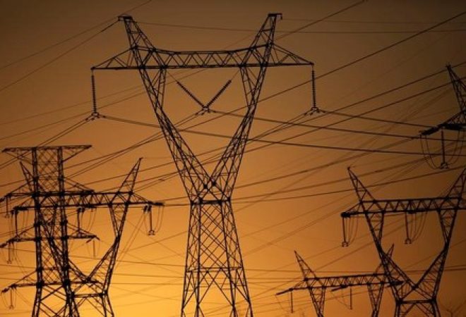 Linhas de transmissão de energia