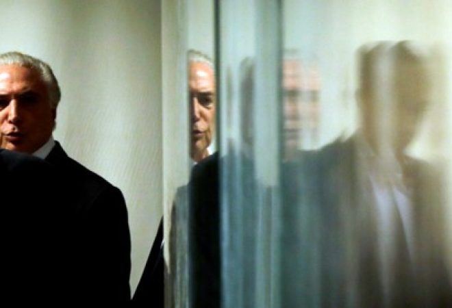 Presidente Michel Temer chega para pronunciamento em Brasília