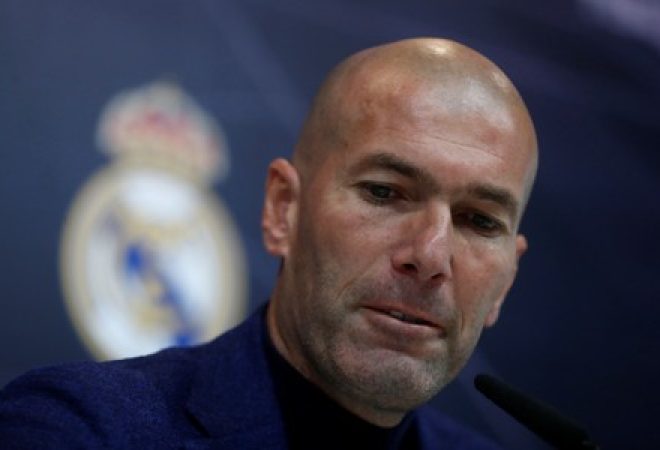 O ex-técnico do Real Madrid, Zinedine Zidane, durante coletiva de imprensa em que anunciou sua demissão em Madrid