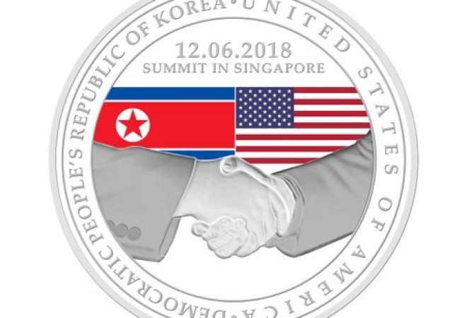 Medalha comemorativa da cúpula entre o presidente dos Estados Unidos, Donald Trump, e o líder norte-coreano, Kim Jong Un