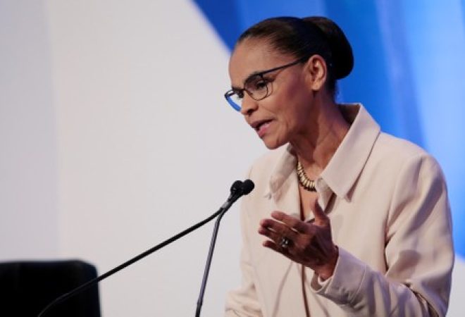 Candidata da Rede à Presidência, Marina Silva, durante debate realizado na Rede TV