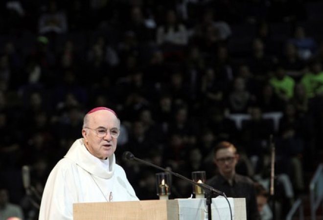 Arcebispo Carlo Maria Viganò em Washington