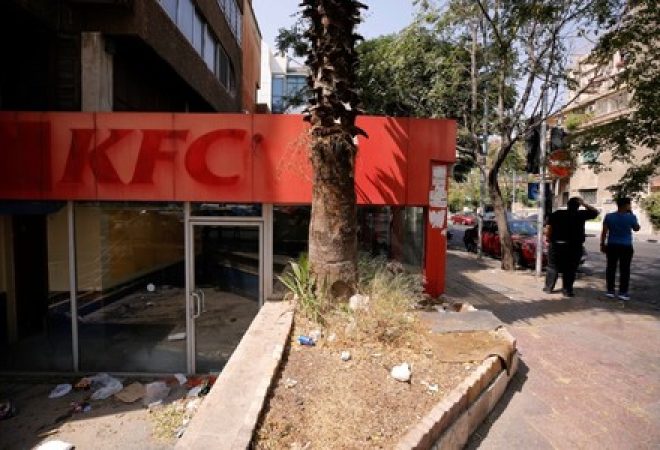 Restaurente KFC fechado em Damasco
