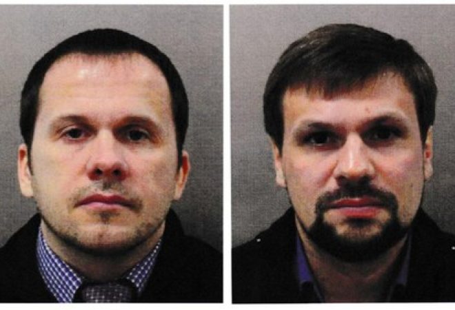 Alexander Petrov e Ruslan Boshirov, que foram acusados pelo Reino Unidos de tentativa de homicídio contra o ex-espião russo Sergei Skripal, em foto divulgada pela polícia britânica