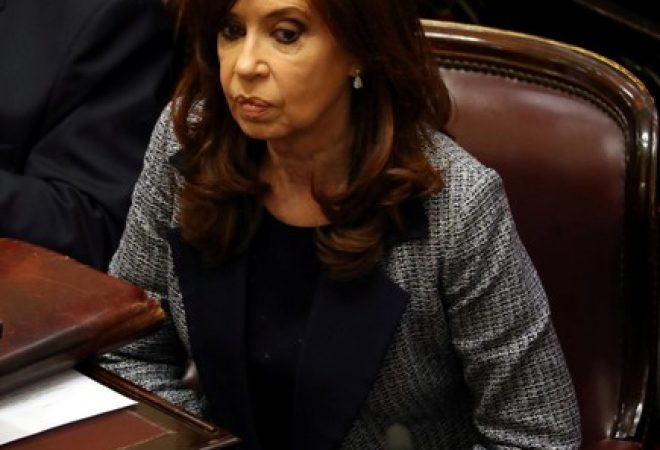Cristina Kirchner em sessão do Senado em Buenos Aires