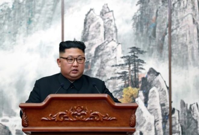 Líder da Coreia do Norte, Kim Jong Un, durante entrevista coletiva em Pyongyang