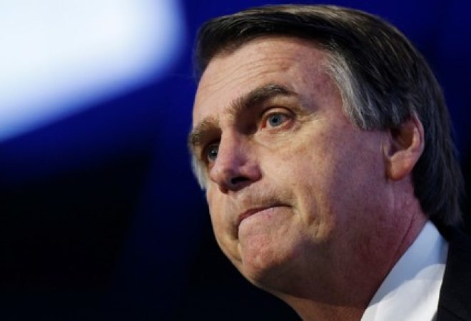 Candidato do PSL à Presidência, Jair Bolsonaro, durante debate em Brasília