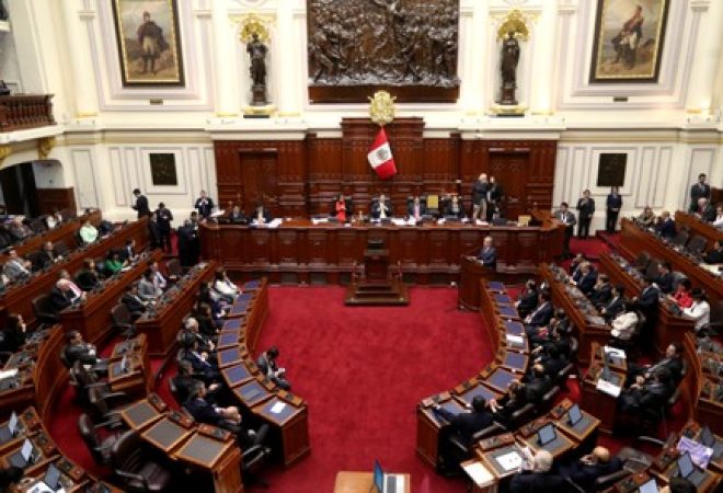 Congresso do Peru durante votação, em Lima