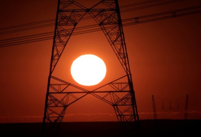 Torre de transmissão de energia elétrica em Brasília