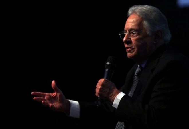Fernando Henrique Cardoso fala durante evento em São Paulo