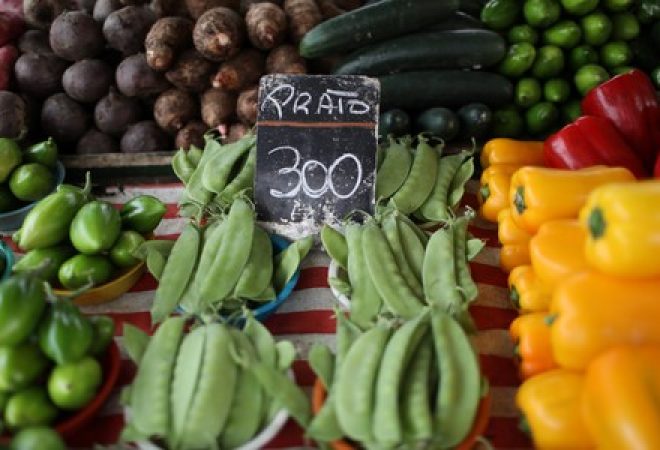 Verduras em feira de rua no Rio de Janeiro