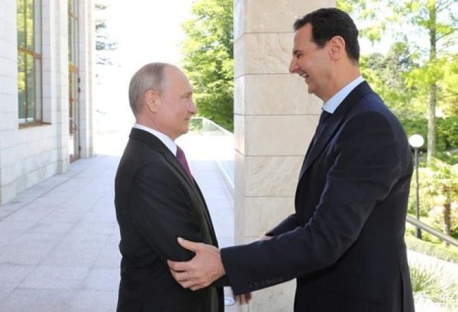 Presidente da Rússia, Vladimir Putin, e presidente da Síria, Bashar al-Assad, durante encontro em Sochi