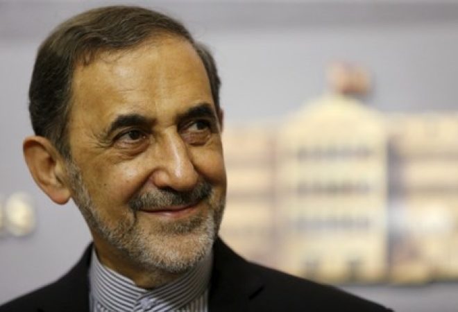 Ali Akbar Velayati, um dos principais assessores do líder supremo do Irã, aiatolá Ali Khamenei