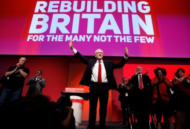 Líder trabalhista britânico, Jeremy Corbyn, em Liverpool