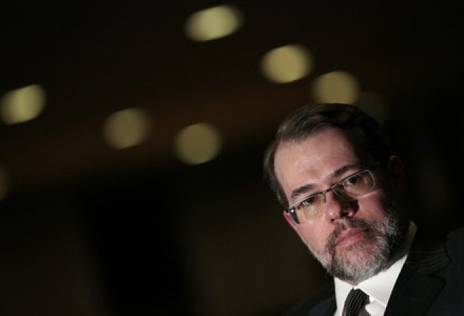 Ministro Dias Toffoli durante entrevista à Reuters, em Brasília