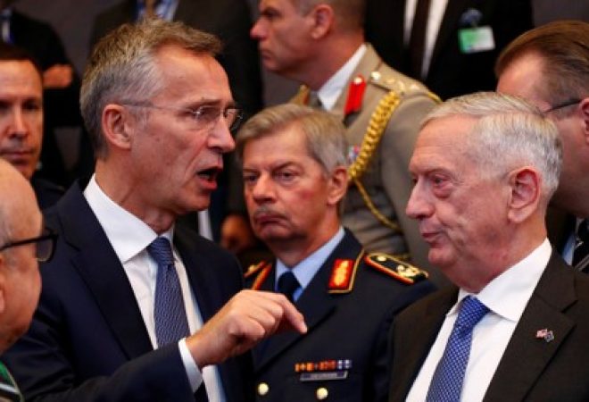 Reunião de ministros de Defesa da Otan em Bruxelas