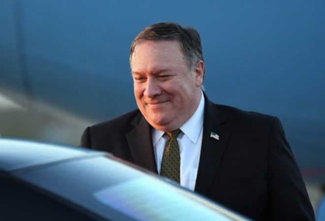 Secretário de Estado norte-americano, Mike Pompeo, chega à Coreia do Sul