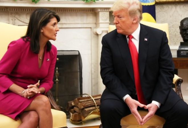 Presidente dos EUA, Donald Trump, e embaixadora do país na ONU, Nikki Haley
