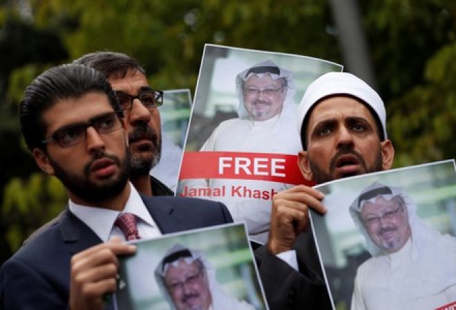 Ativistas fazem manifestação por Khashoggi em Istambul