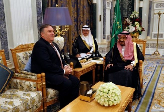 Rei Salman, da Arábia Saudita, recebe secretário de Estado dos EUA, Mike Pompeo, em Riad