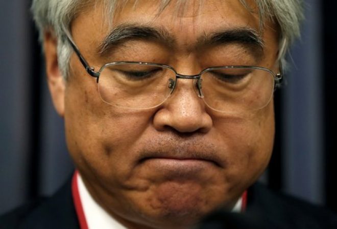 Presidente-executivo sênio da KYB, Keisuke Sato, durante entrevista coletiva em Tóquio