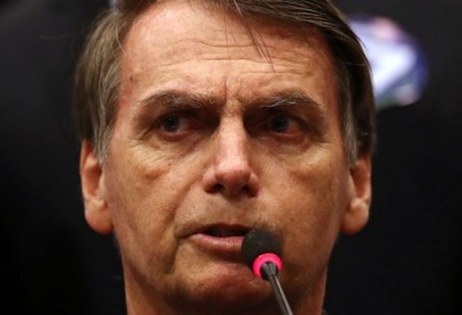 Candidato do PSL à Presidência, Jair Bolsonaro, durante coletiva de imprensa no Rio de Janeiro